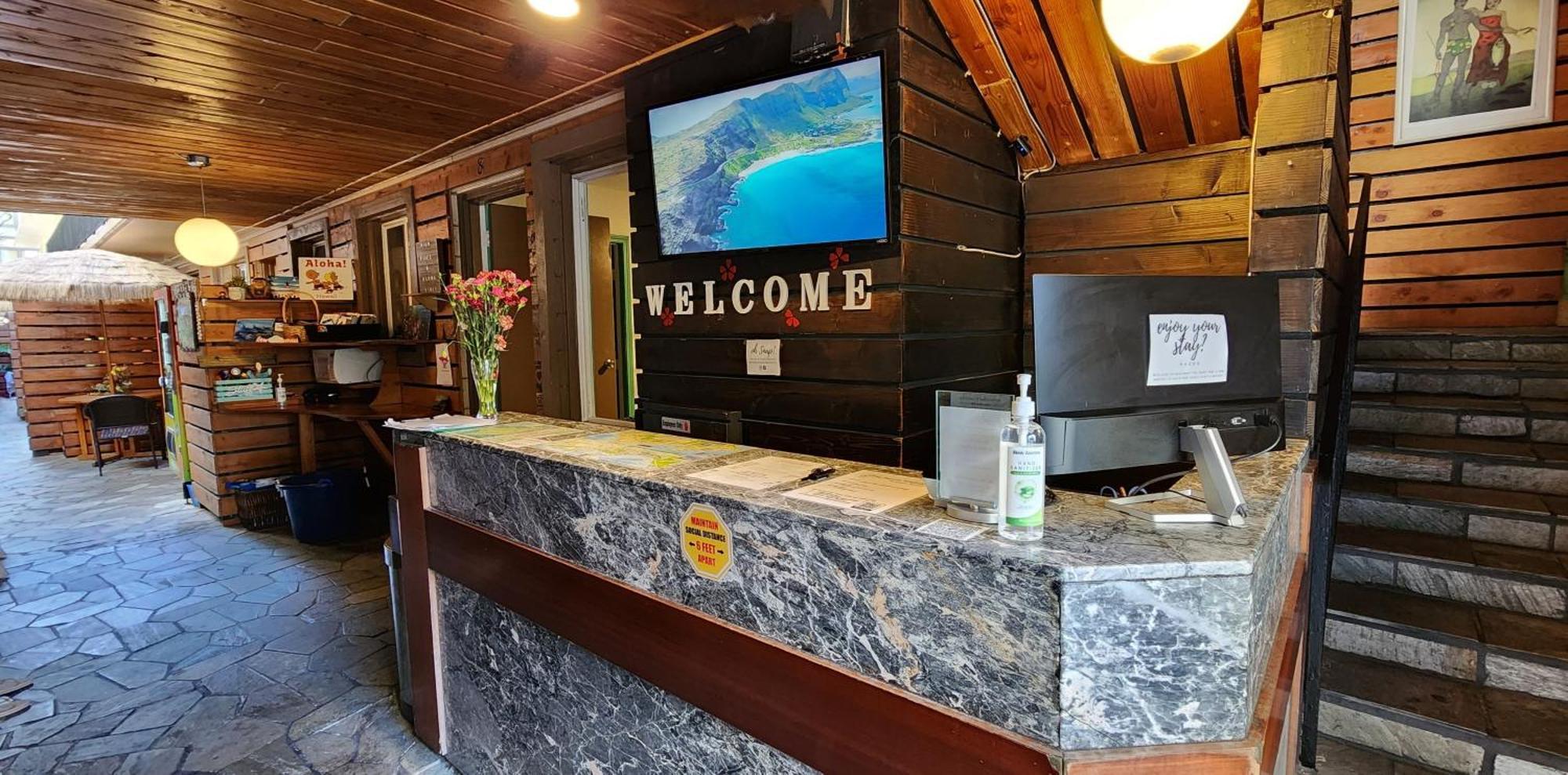 The Beach Waikiki Boutique Hostel Honolulu Bagian luar foto