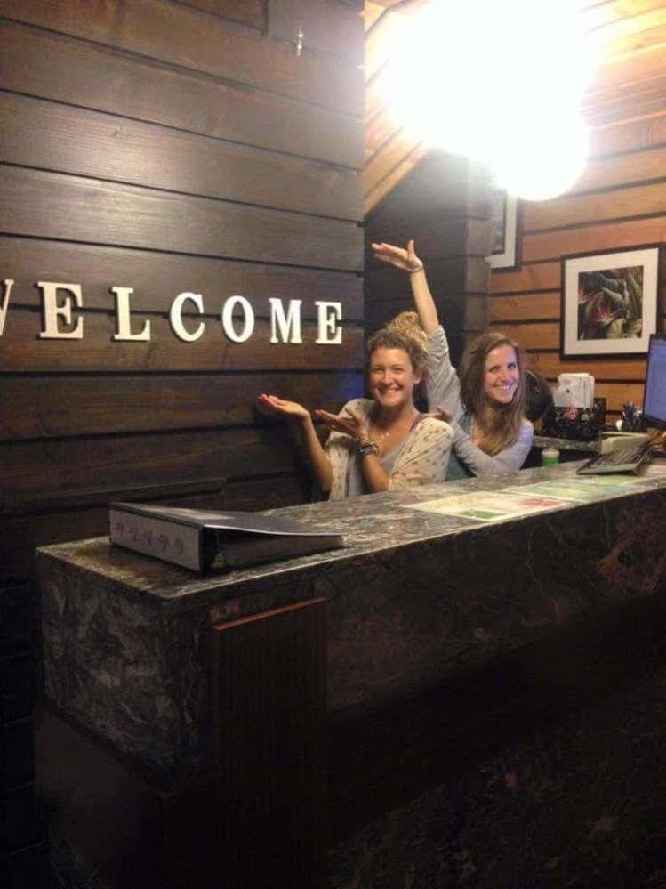 The Beach Waikiki Boutique Hostel Honolulu Bagian luar foto