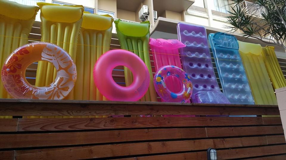 The Beach Waikiki Boutique Hostel Honolulu Bagian luar foto